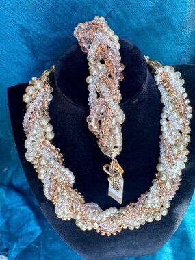 Ali Khan AKA Mystique Pearl Crystal Statement Necklace Bracelet Set NWT